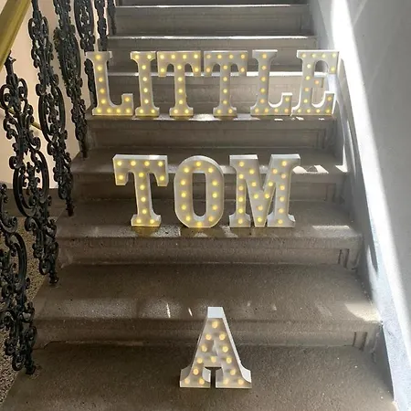 Little Tom Apartments Prag Exterior foto