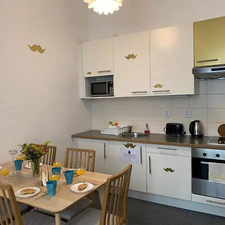 Little Tom Apartments Prag Exterior foto