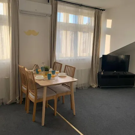 Little Tom Apartments Prag Exterior foto