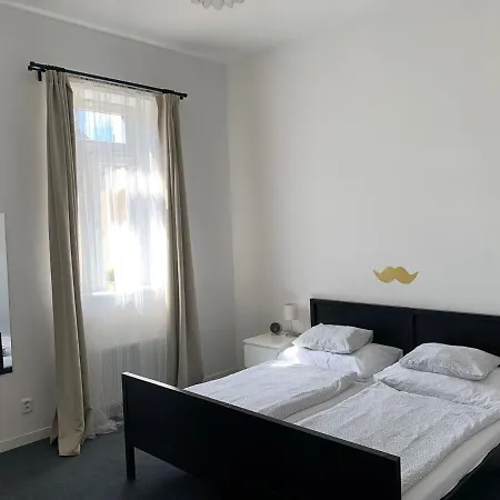 Little Tom Apartments Prag Exterior foto