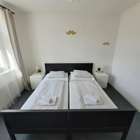Little Tom Apartments Prag Exterior foto